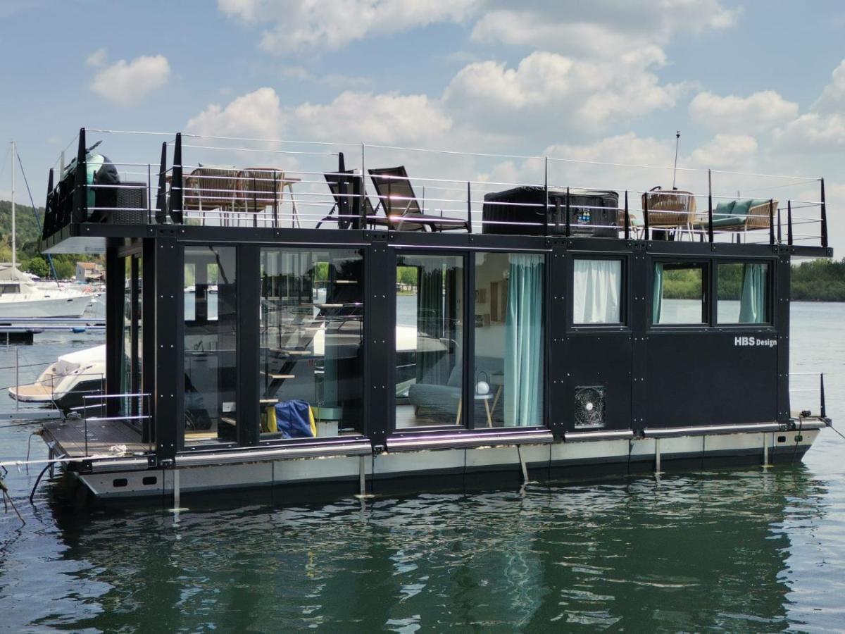מלון Lisanza La Dolce Vita House Boat מראה חיצוני תמונה