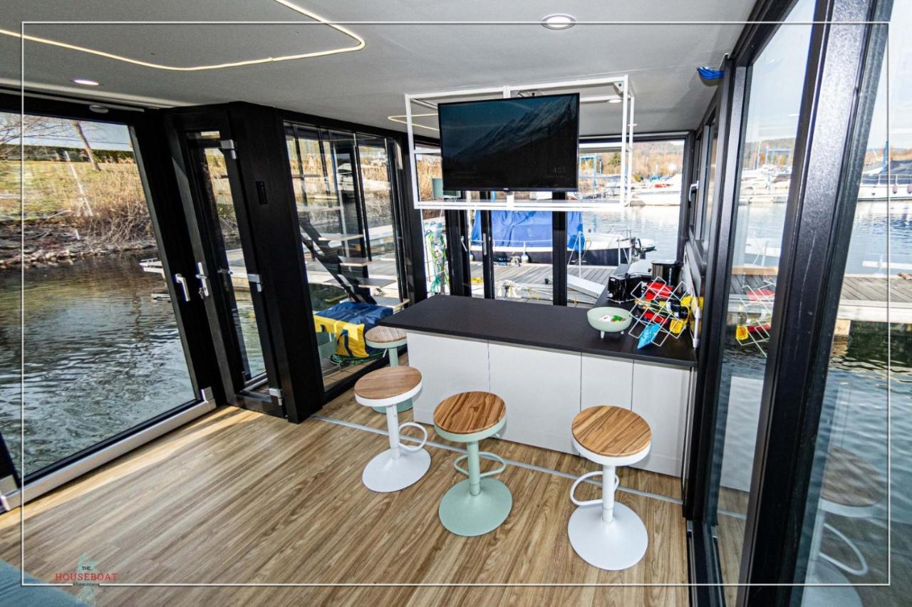 מלון Lisanza La Dolce Vita House Boat מראה חיצוני תמונה