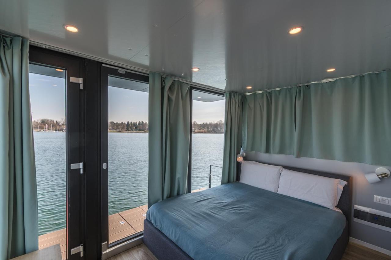 מלון Lisanza La Dolce Vita House Boat מראה חיצוני תמונה