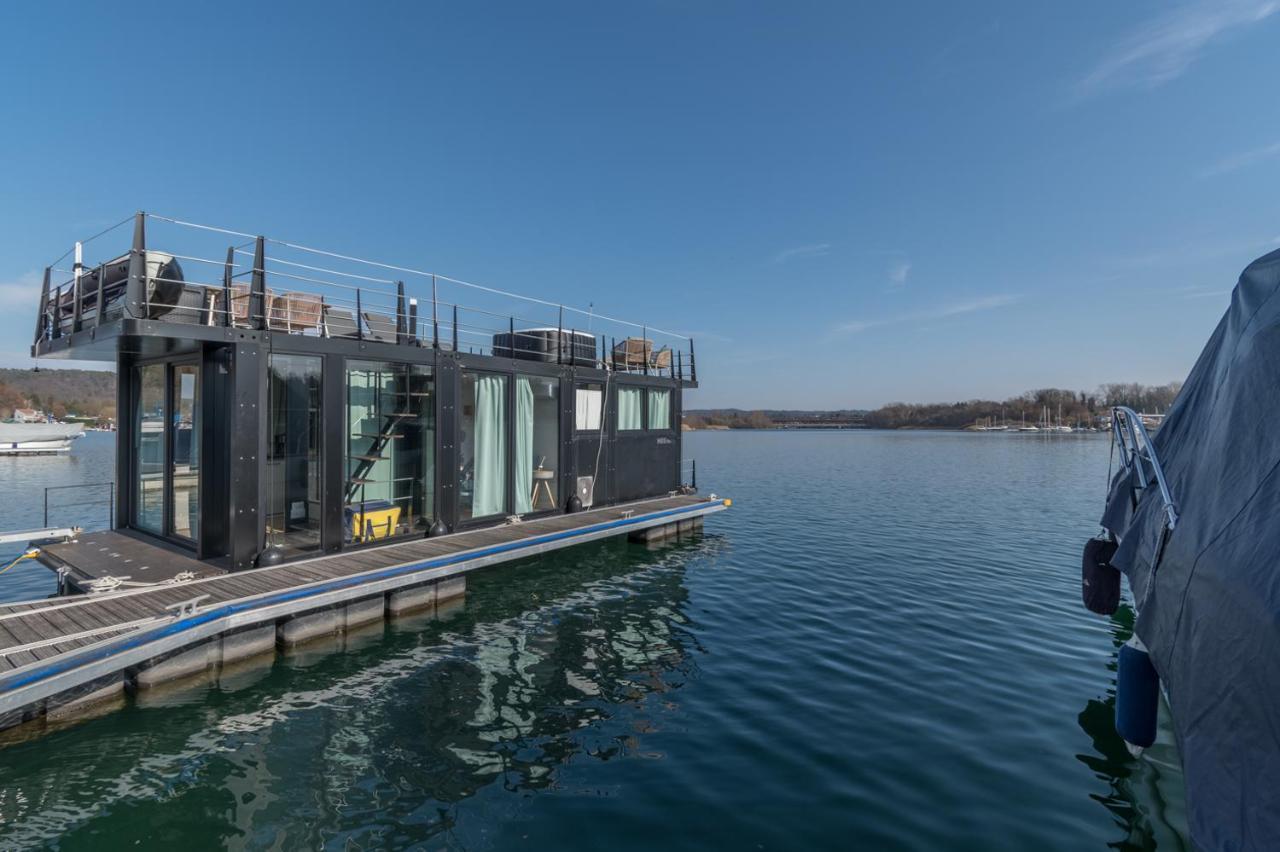 מלון Lisanza La Dolce Vita House Boat מראה חיצוני תמונה